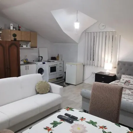 White - Free Parking Apartamento Saraievo
