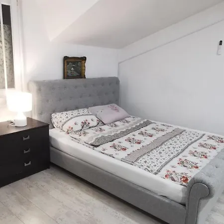 White - Free Parking Apartamento Saraievo